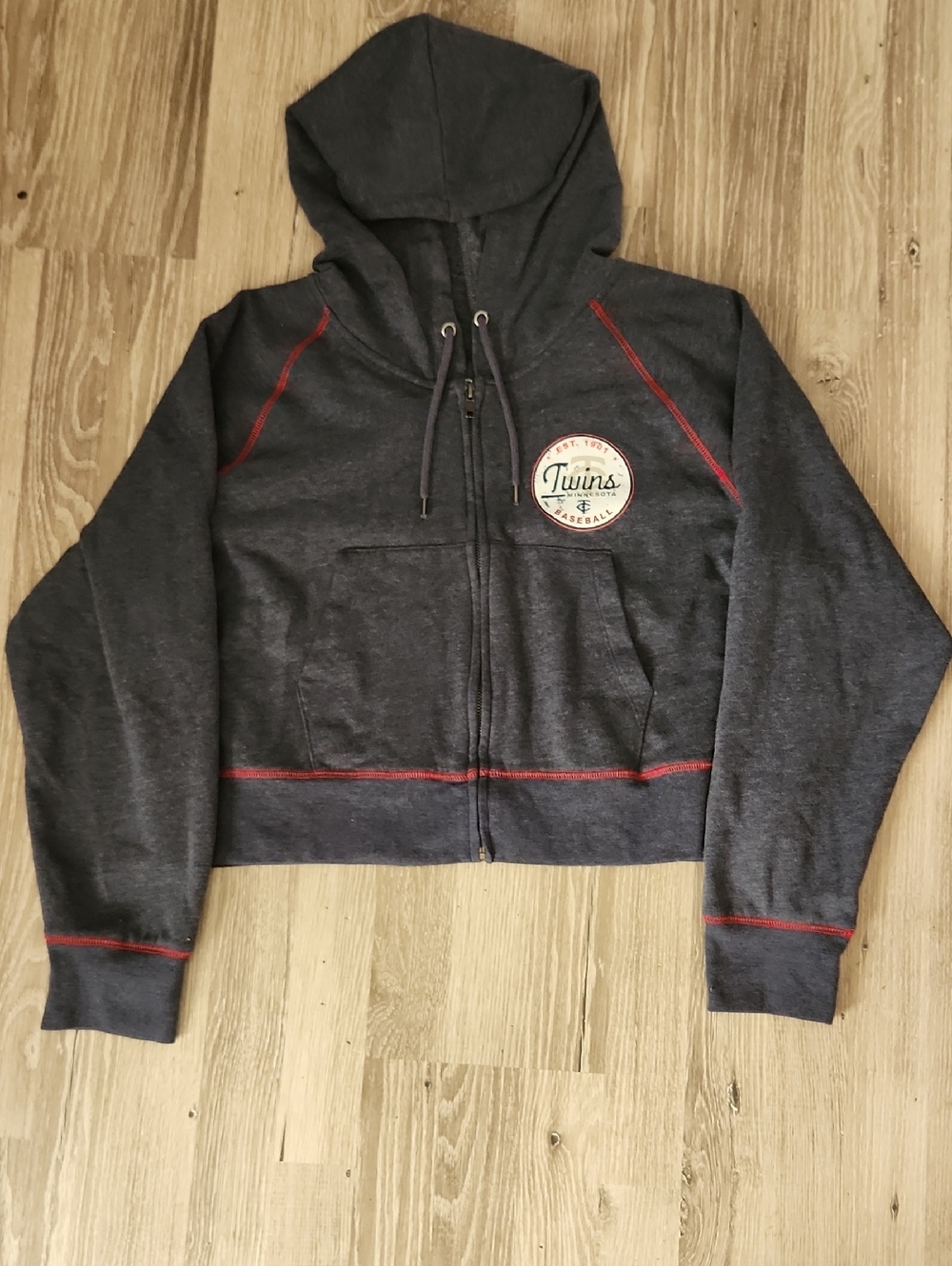Gray Zip-Up Cropped Hoodie  Minnesota MN 'Twins' XL